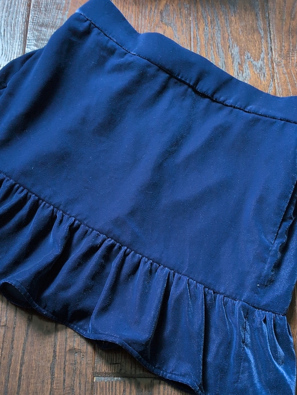 J. CREW I Navy Blue Velvet Ruffle Hem Pull-On Mini Skirt, M
